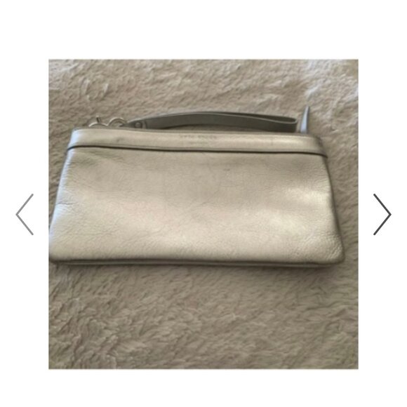 KATE SPADE Metallic Gold Soft Leather Zipper Cosmetic Case - Picture 12 of 13